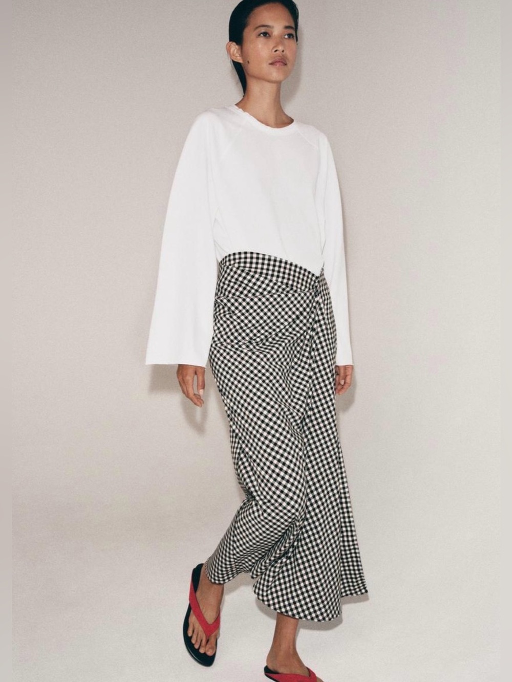 Zara Draped Gingham Midi Skirt Black and White size XS
